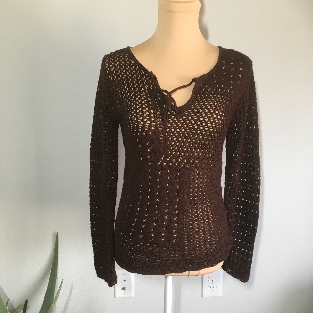 Long sleeve crocheted top
